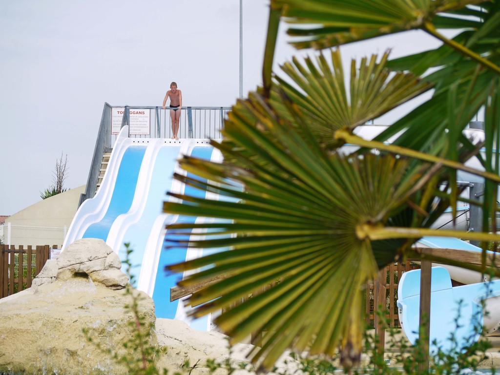Hotellerie De Plein Air Belle Dune Berck Стая снимка