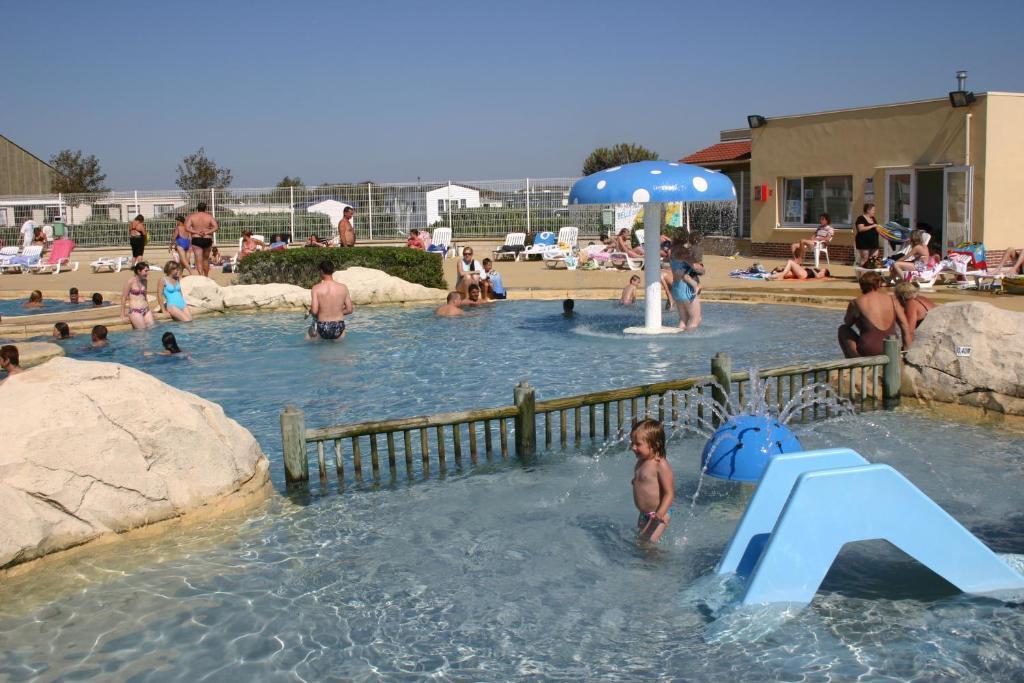 Hotellerie De Plein Air Belle Dune Berck Екстериор снимка